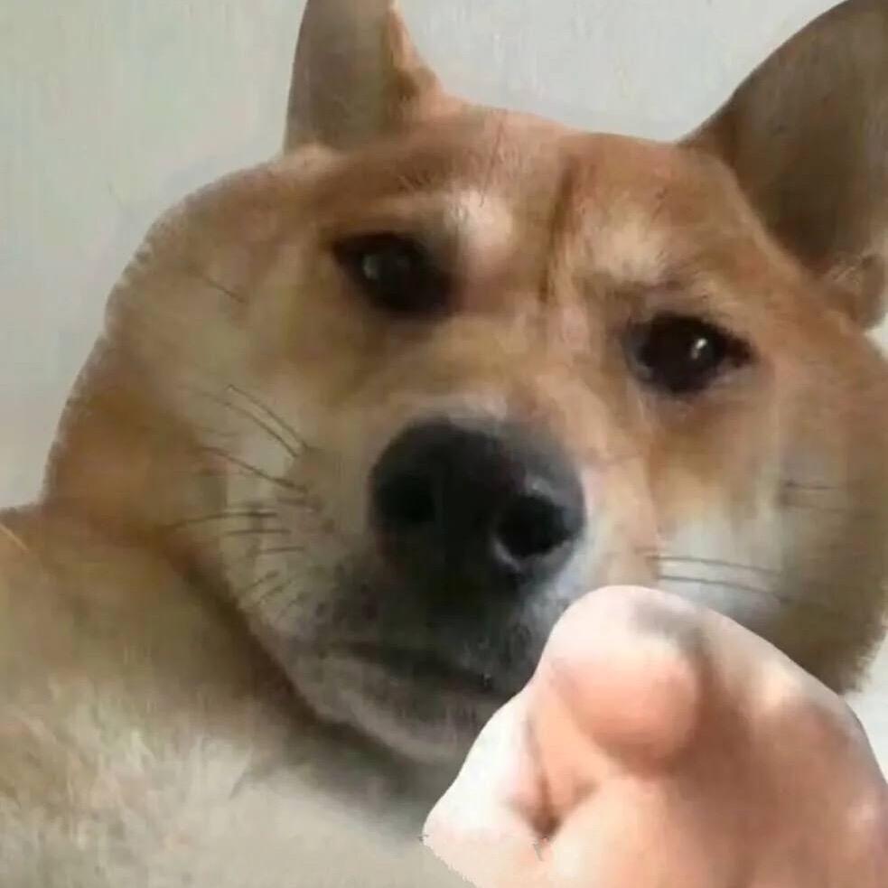 <3