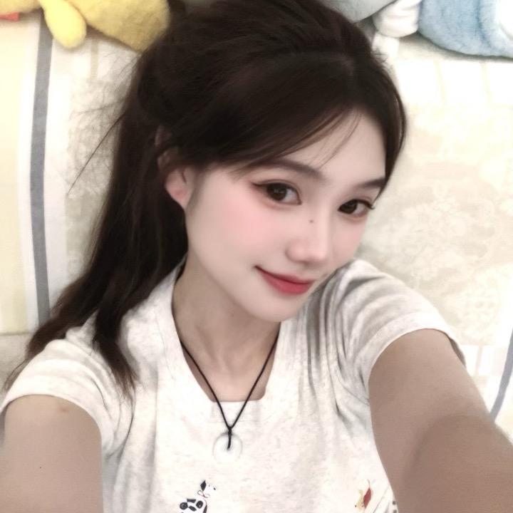 佳佳🐳