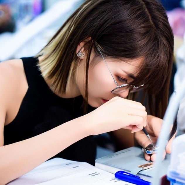 A⁺奢品LZJV(七星关区店)专用号