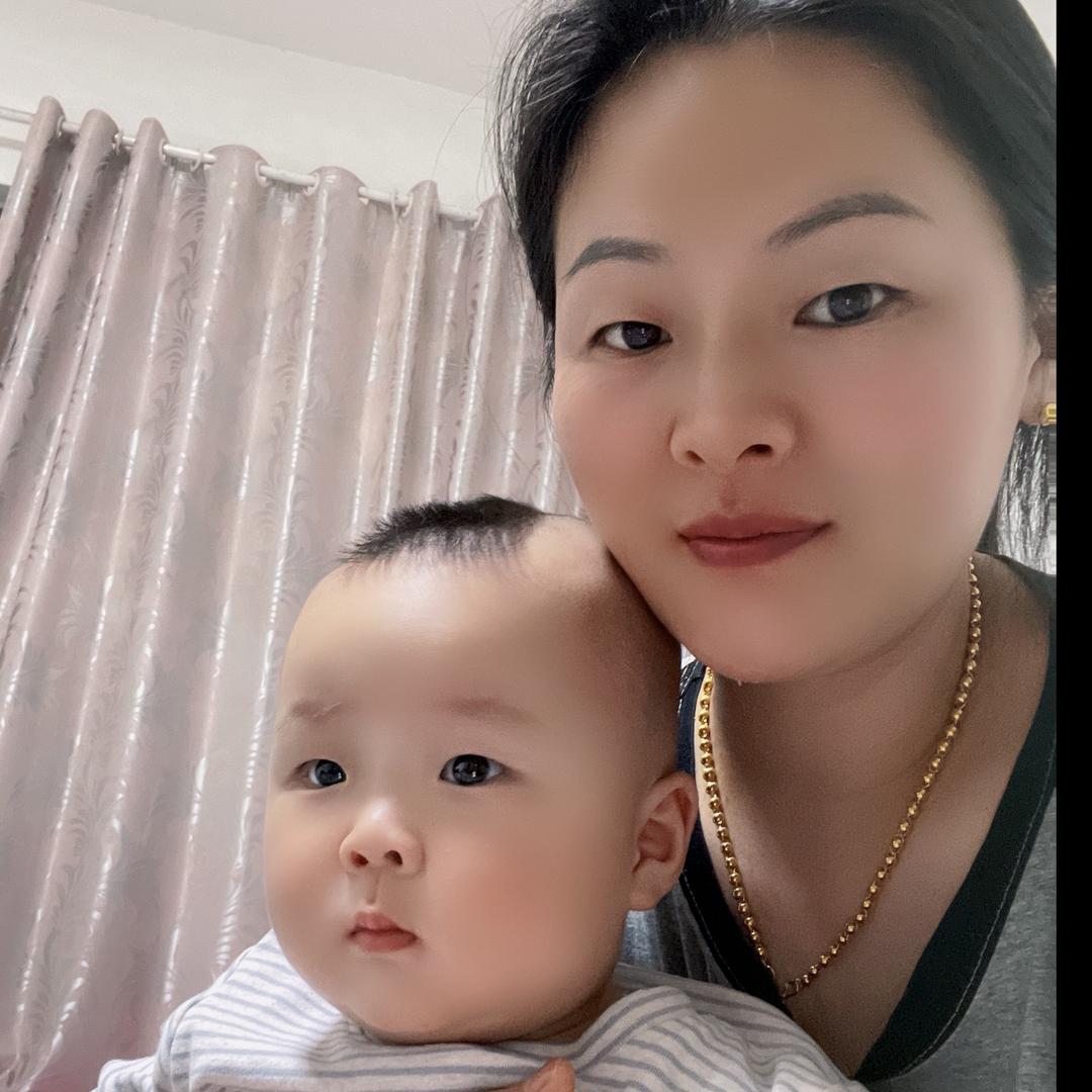 西华+天天特卖+女装店+童装童鞋