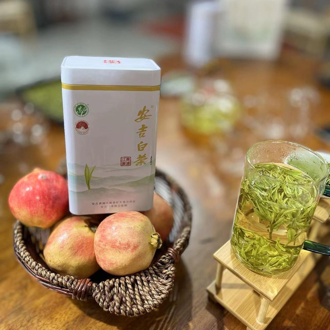 安吉白茶溪龙志峰茶场