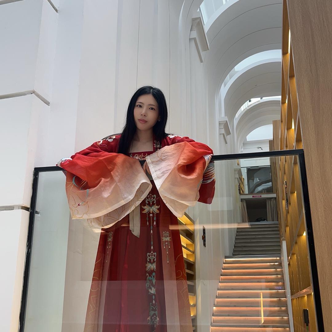 橙橙橙子吖
