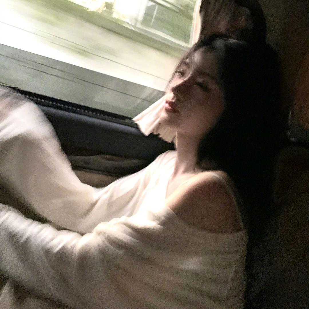 妈妈说名字太长会有傻子跟着念～
