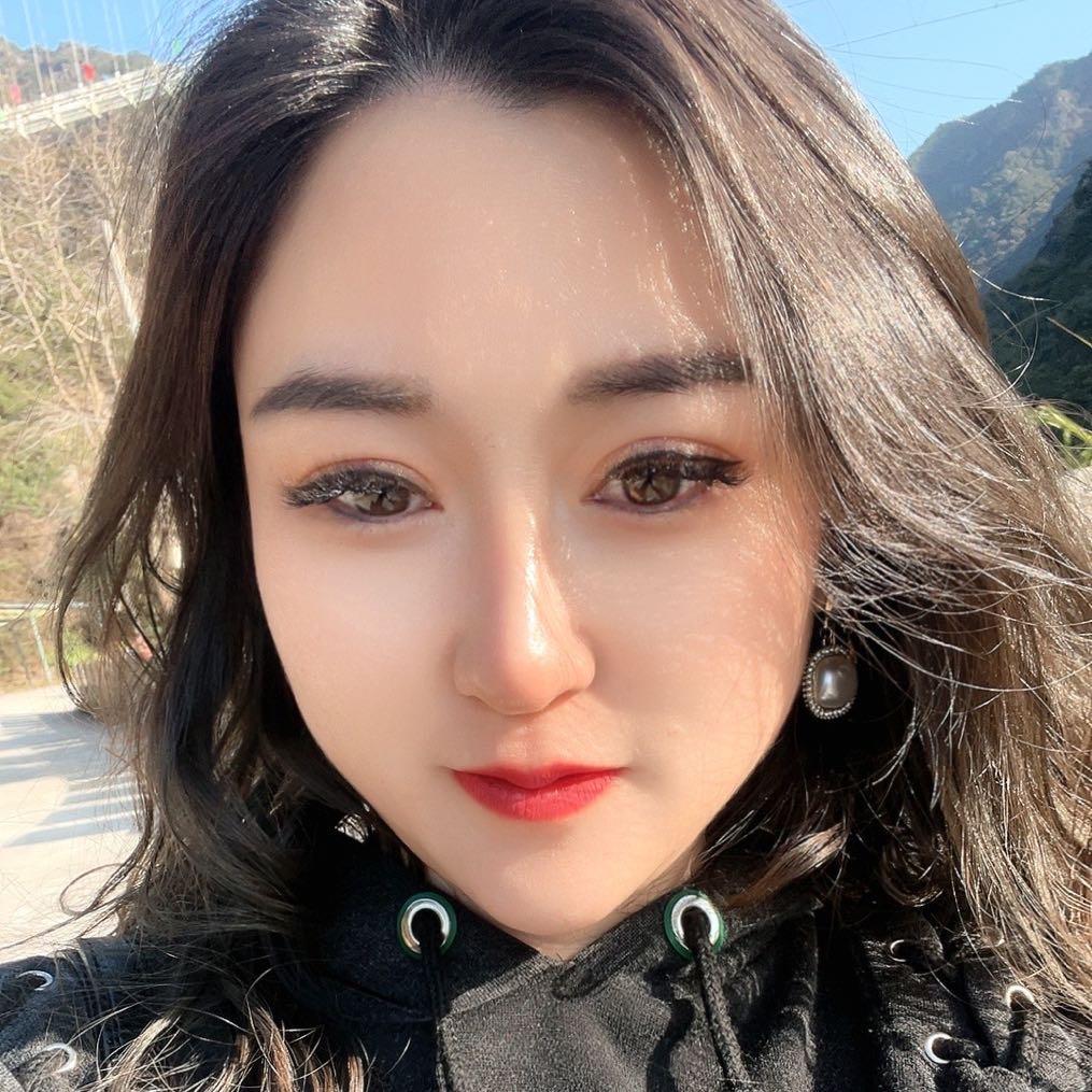 嘉丽蝶变优颜美容