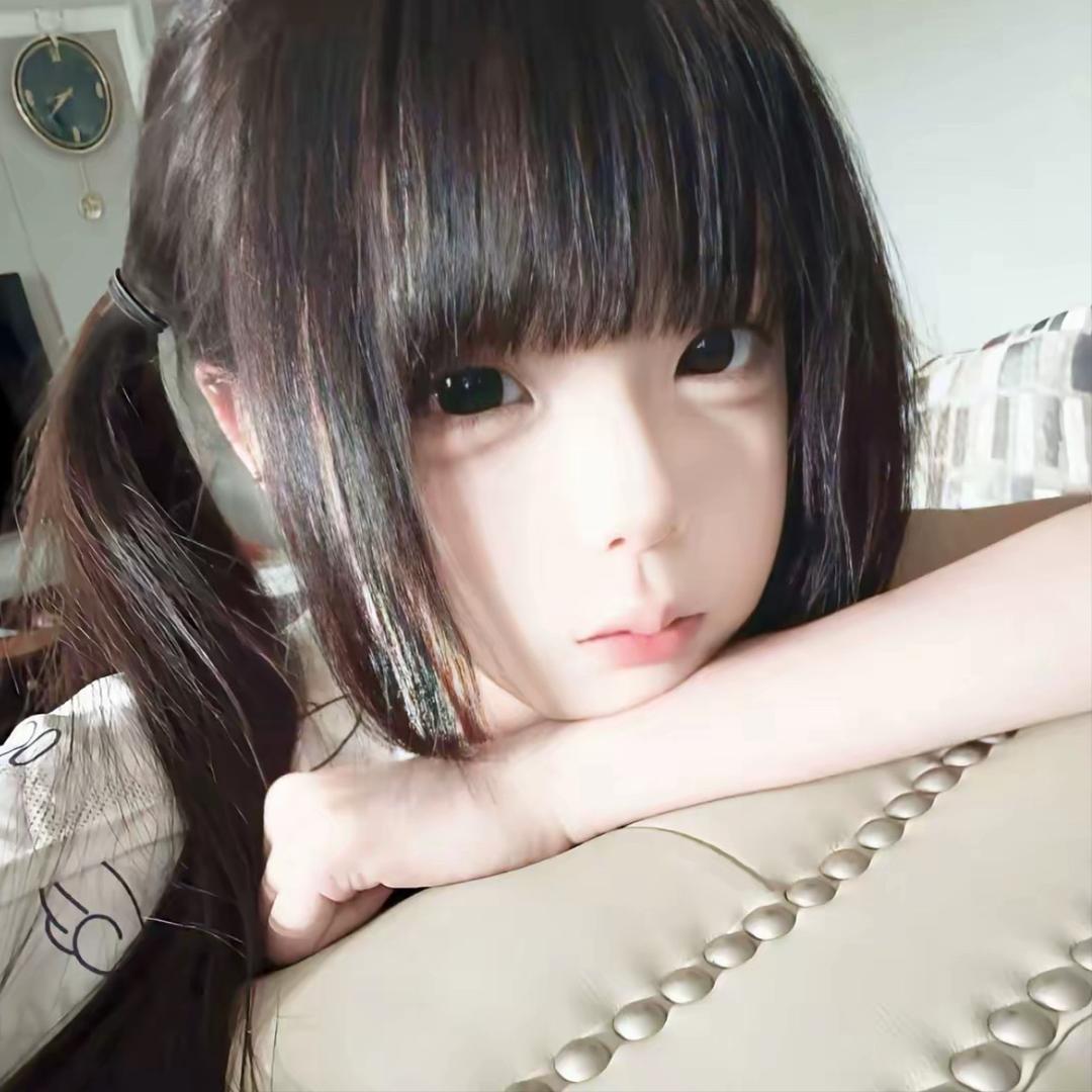 歪y小饼
