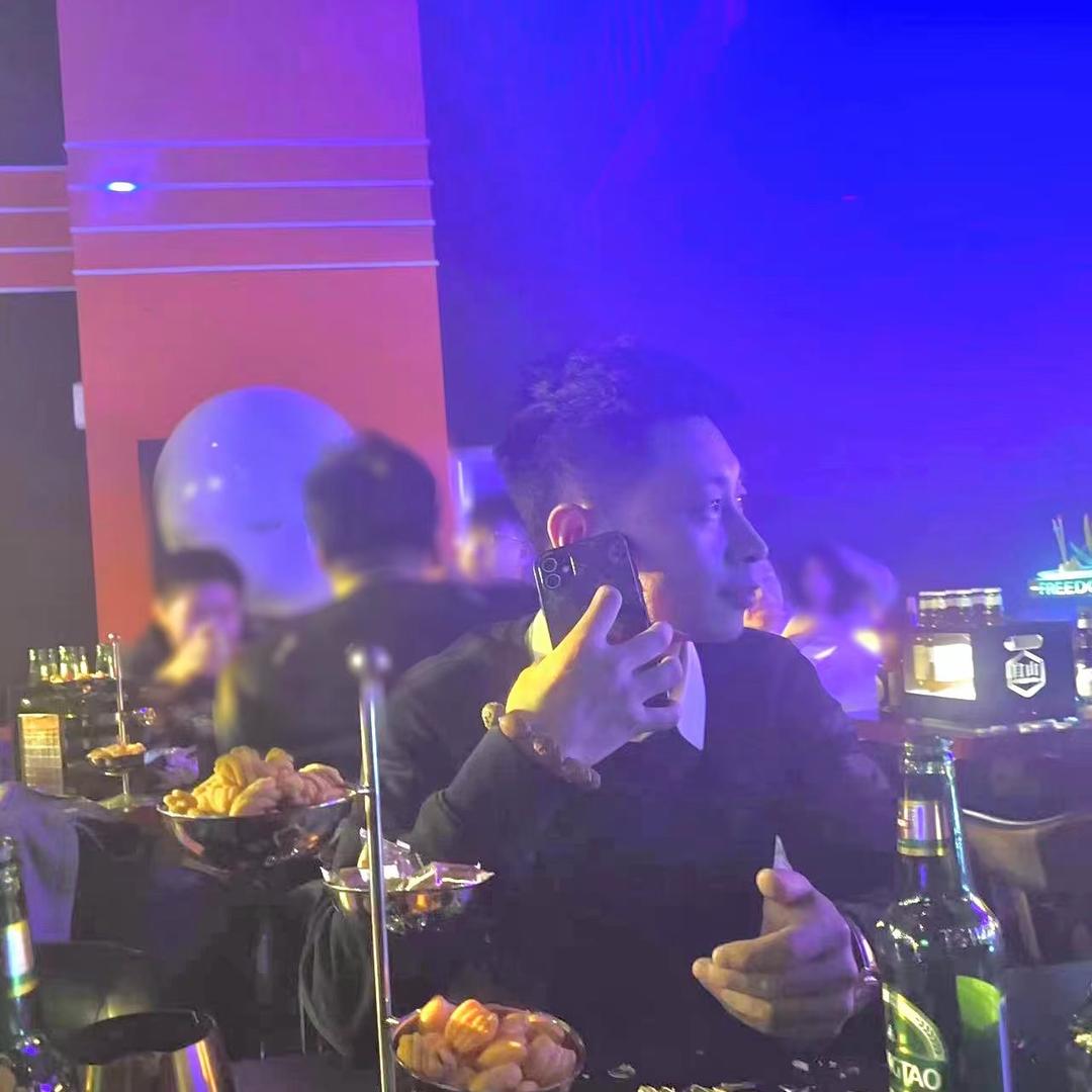 辽源高度发型设计室