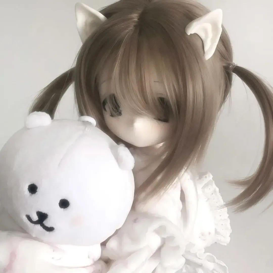 含