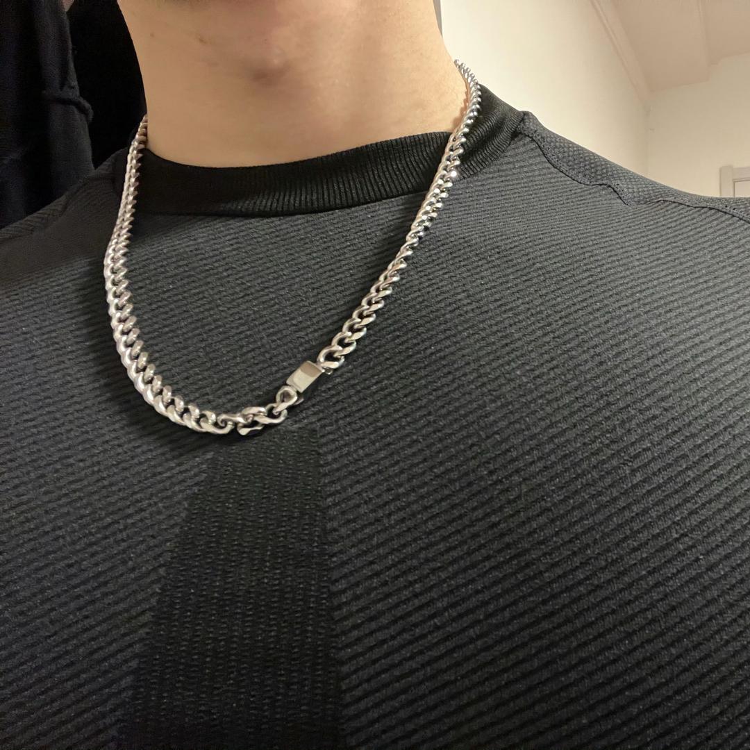 她说我腹肌很帅