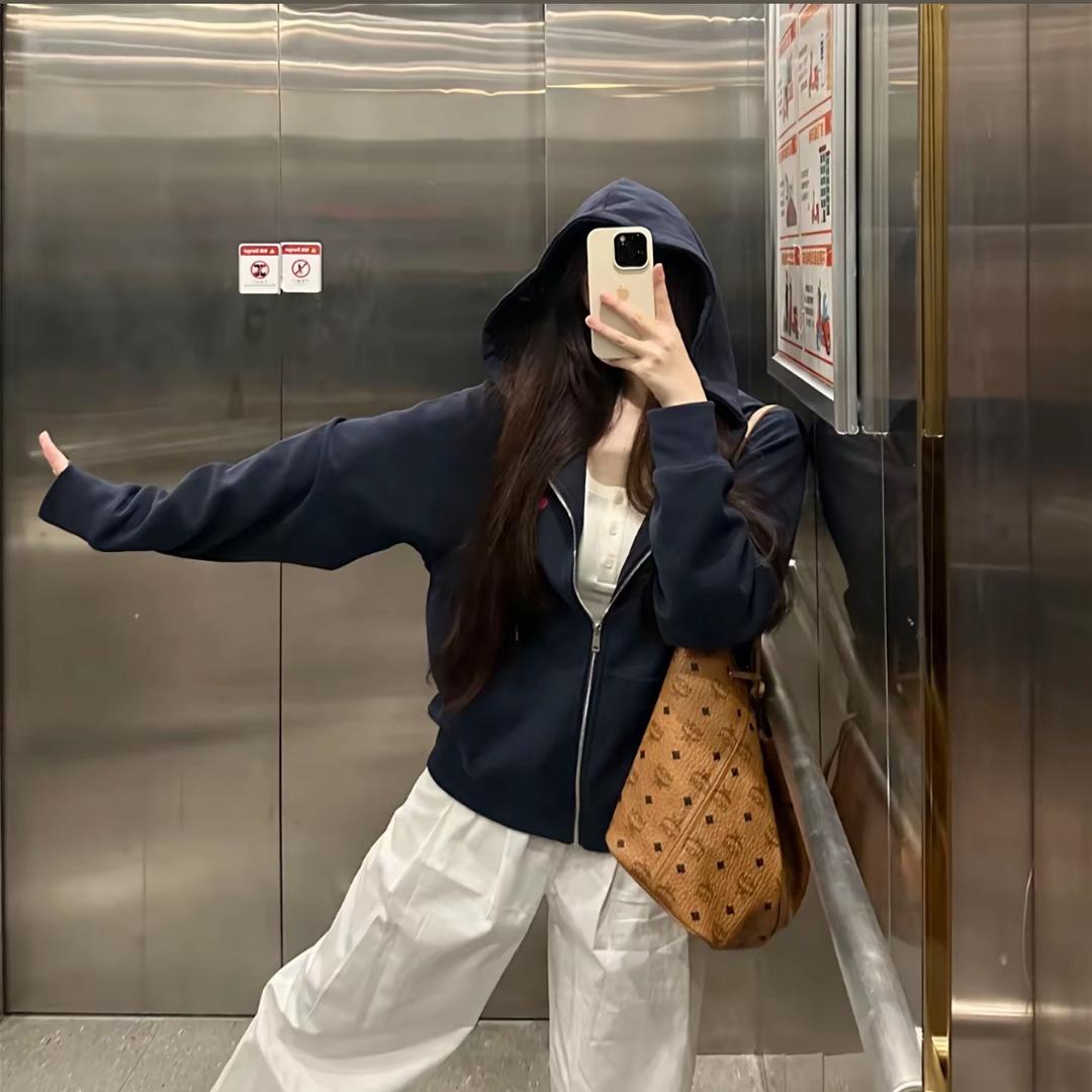 雯雯衣帽间