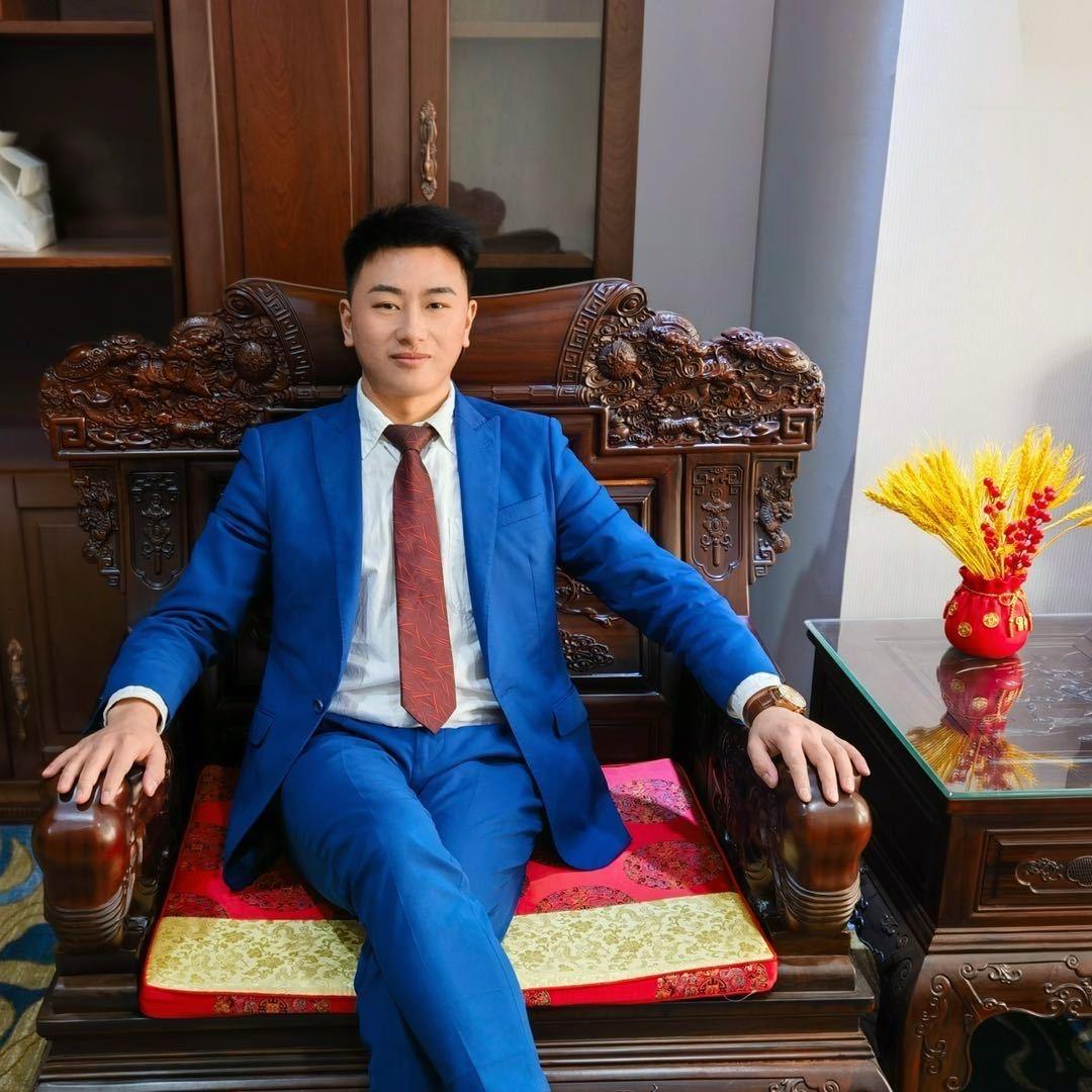 昆明金融学院杨师