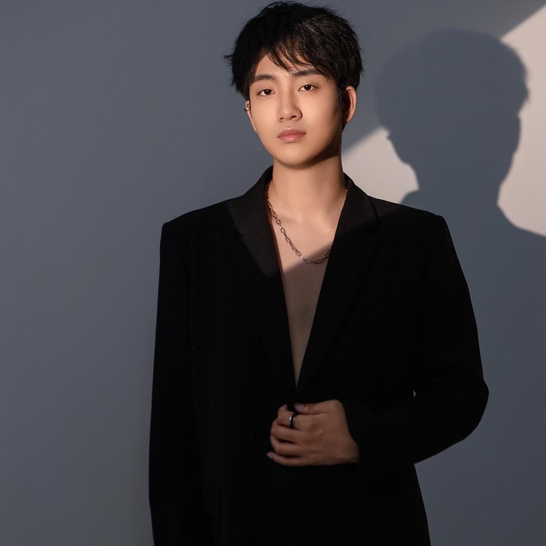 大庆蛋白烫发.大权