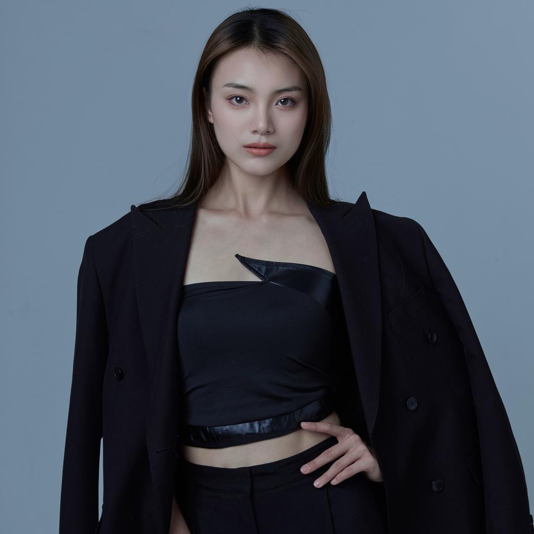 泰兴形体模特导师—靓靓老师