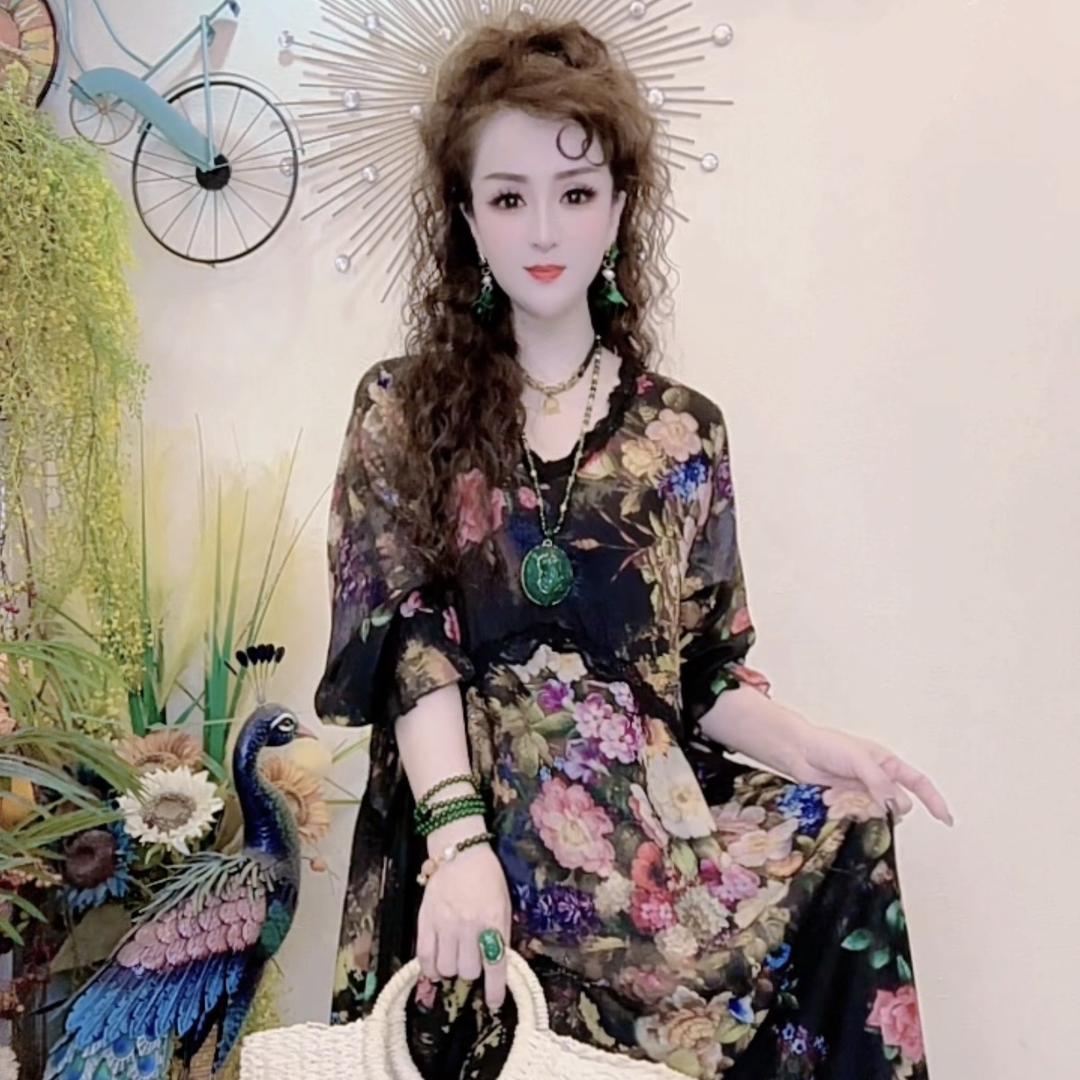 秀女服装工厂店