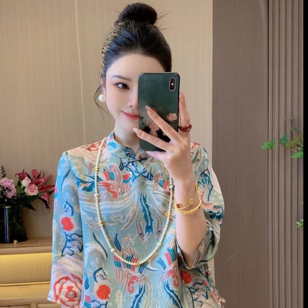 俏佳人x服饰