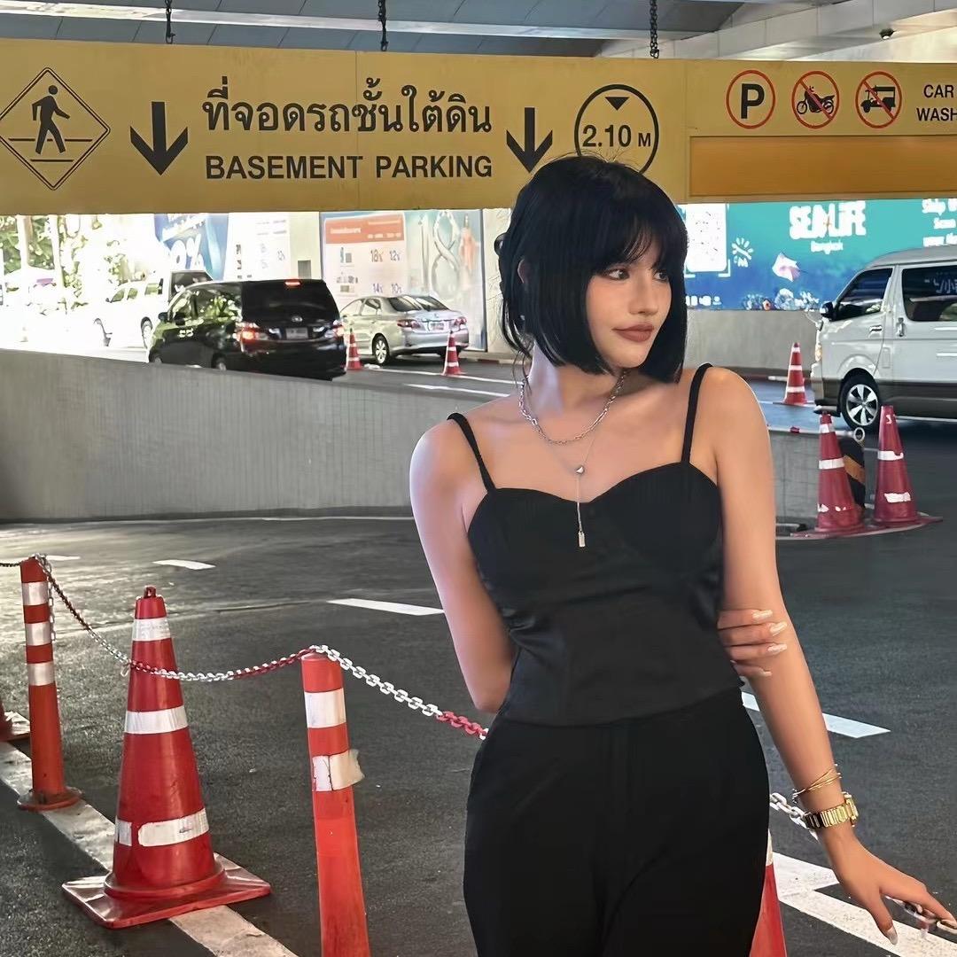 钱谷谷高端南油女装店