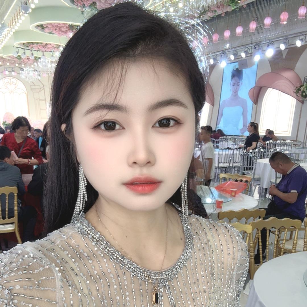 AAA爱吃姜的慧慧
