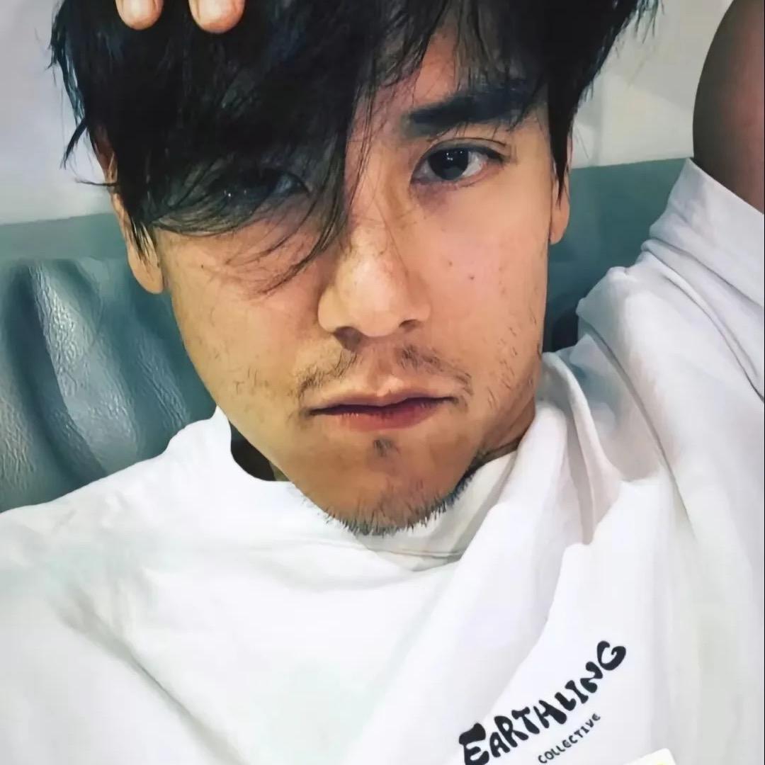 烟古巴烫嘴