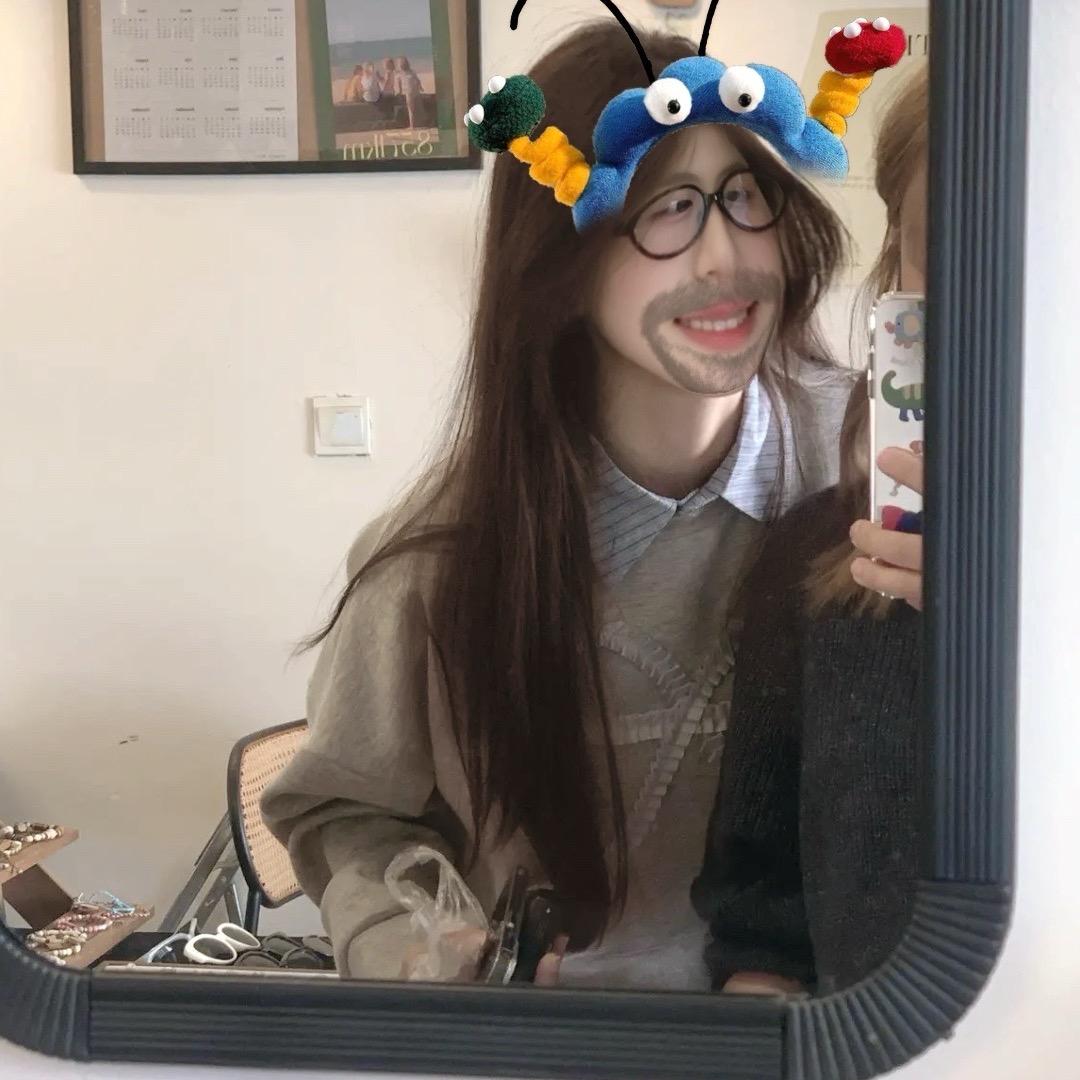 5UU^