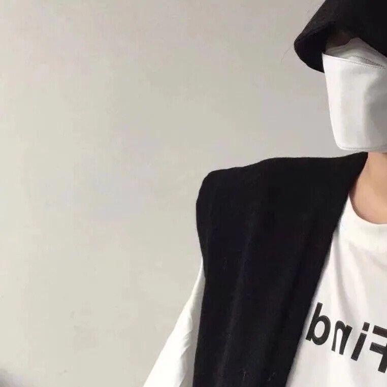 爱吃狗粮的兔子