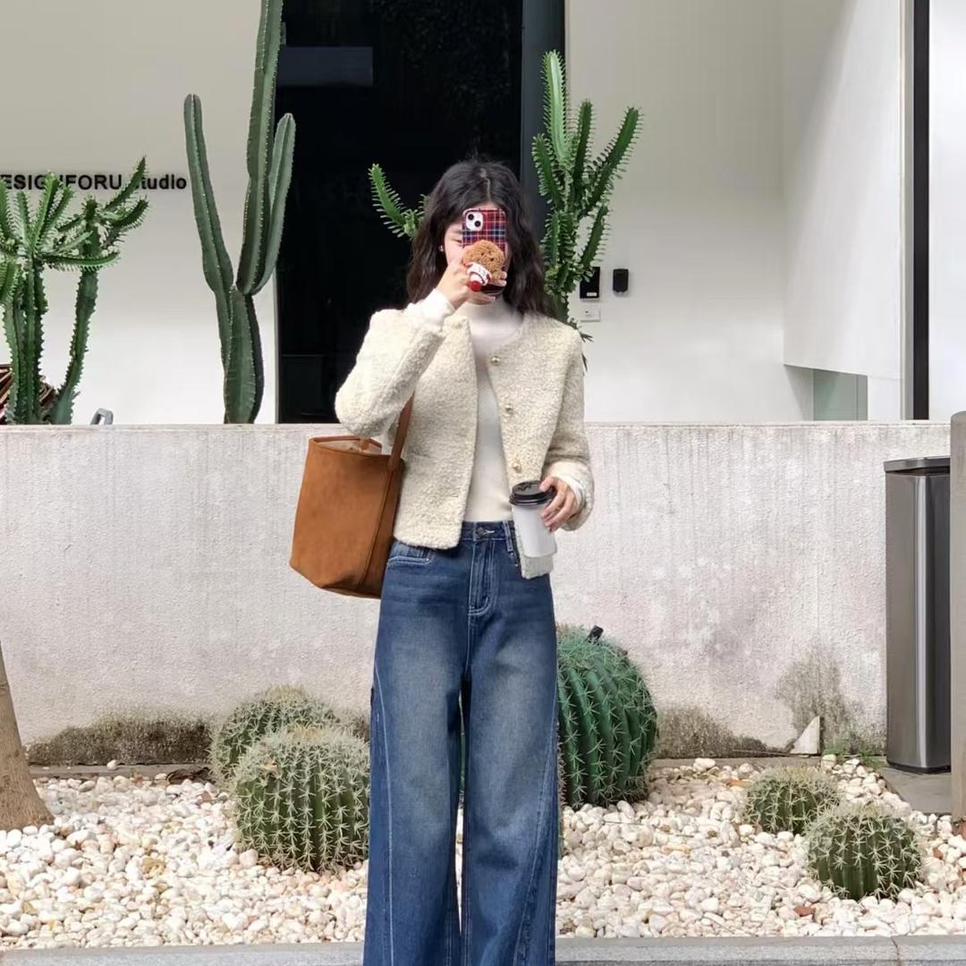 张张羊毛大衣女装服饰