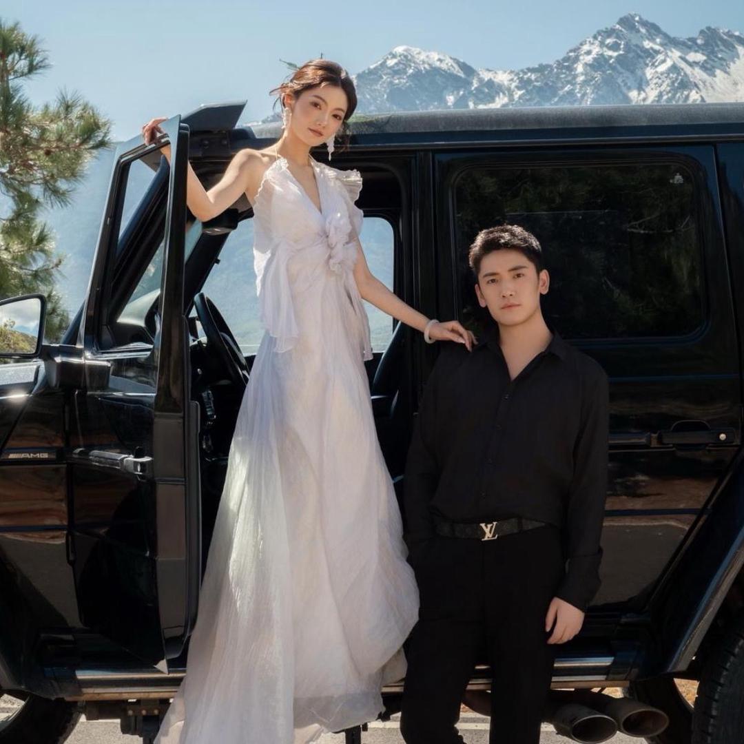 冯（CHAO MEI-穿搭分享