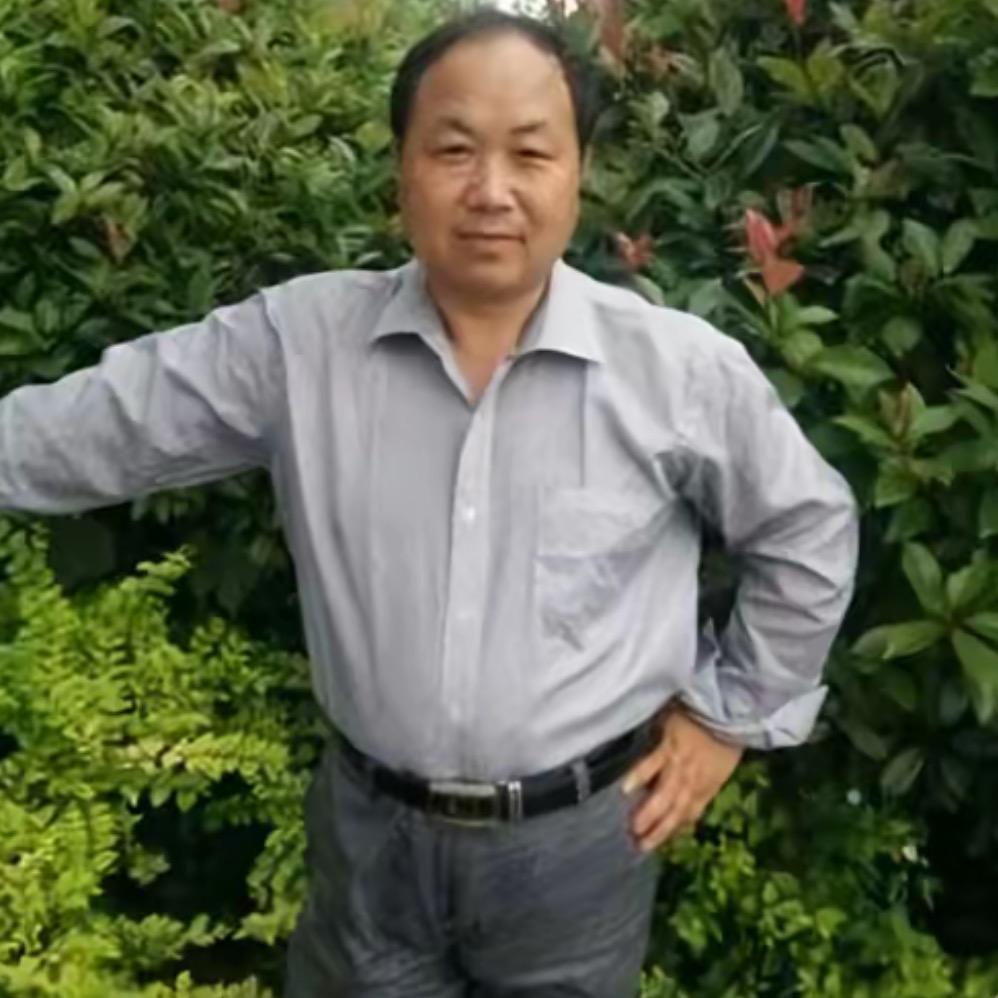 大漠孤狼李哥