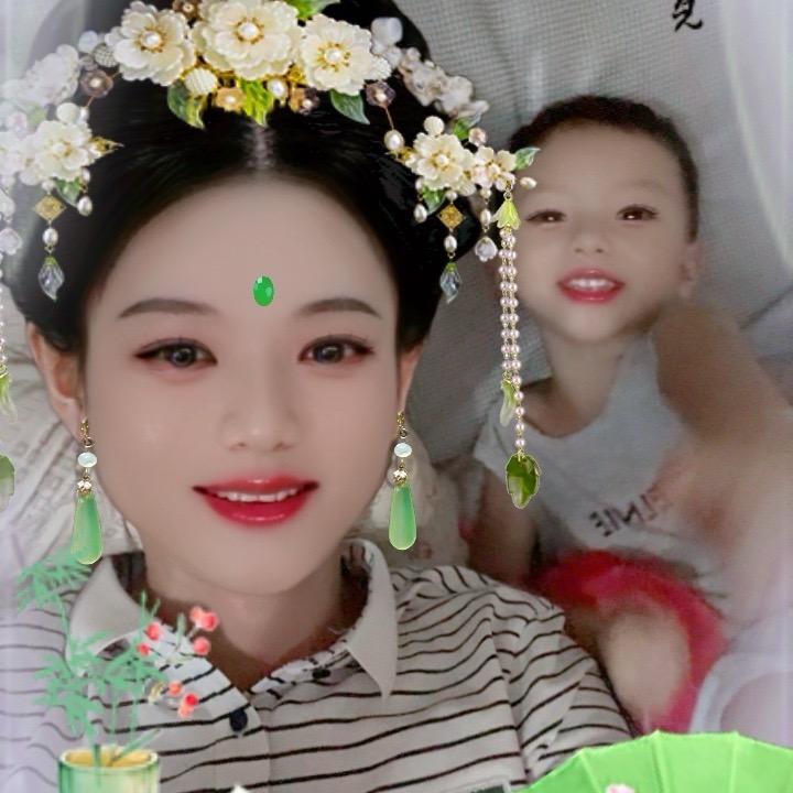 十多岁没有父母依靠养5个孩子很困难