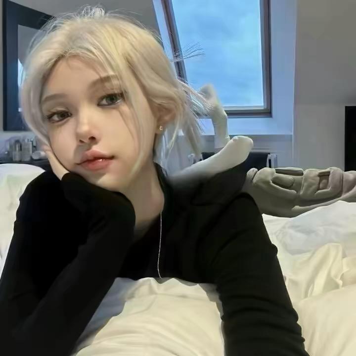 爱妃.
