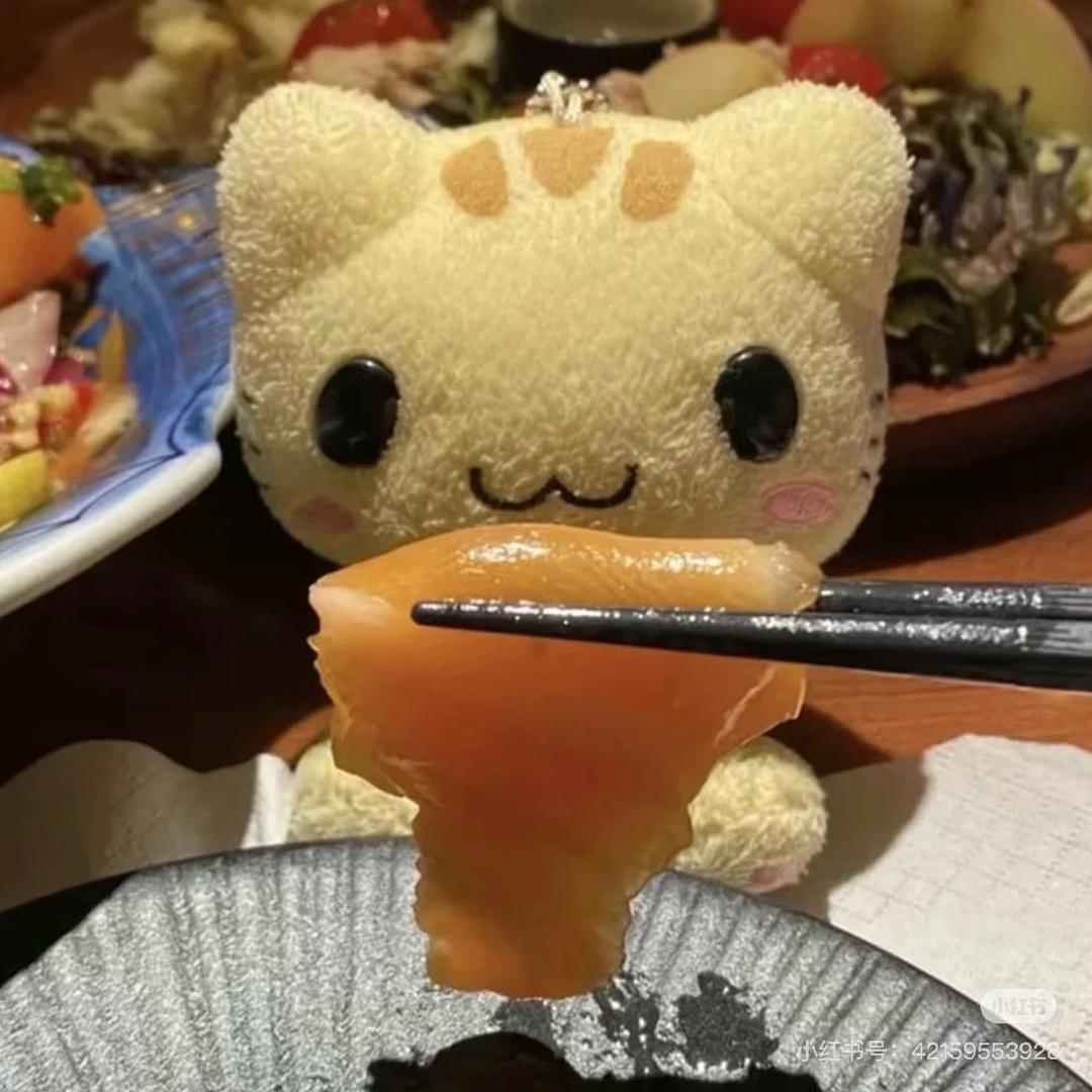 西西吃吃吃