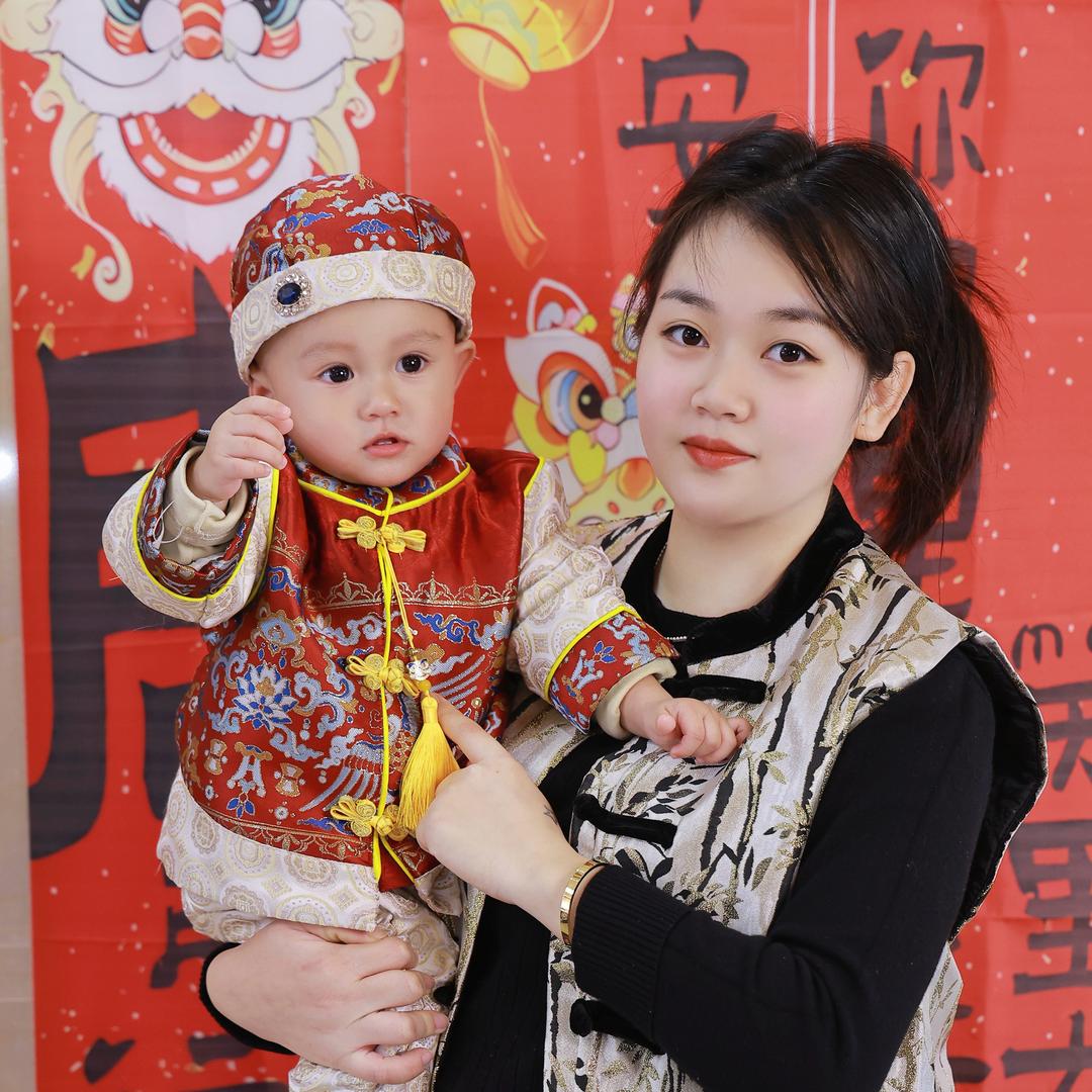 馒头妈🐷（月子中）