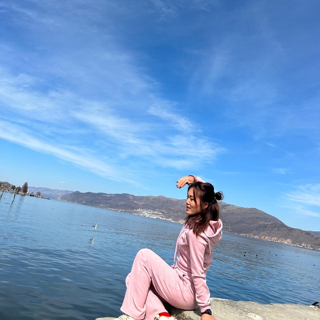 罗罗💕