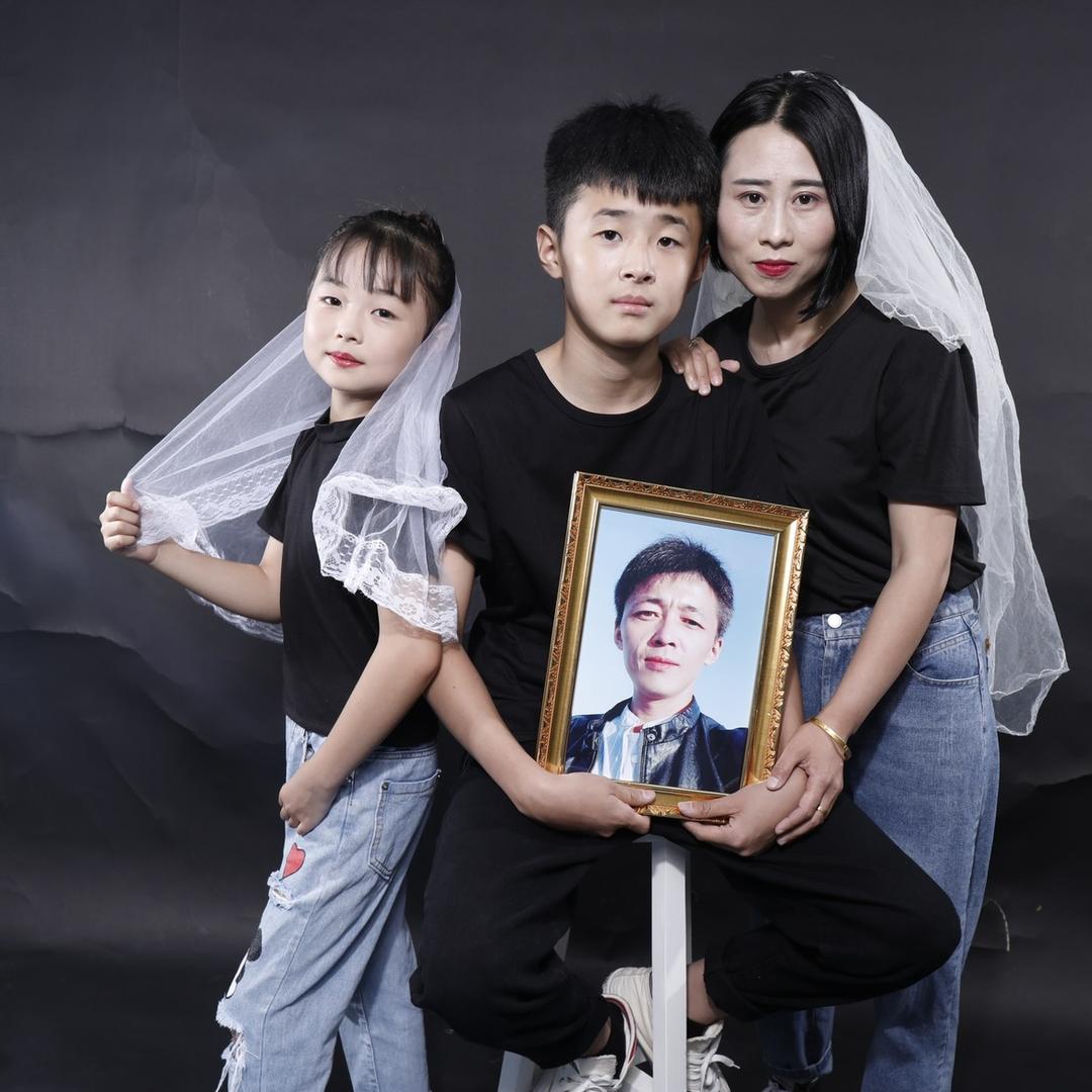 单亲妈妈丹丹（请勿连赞）