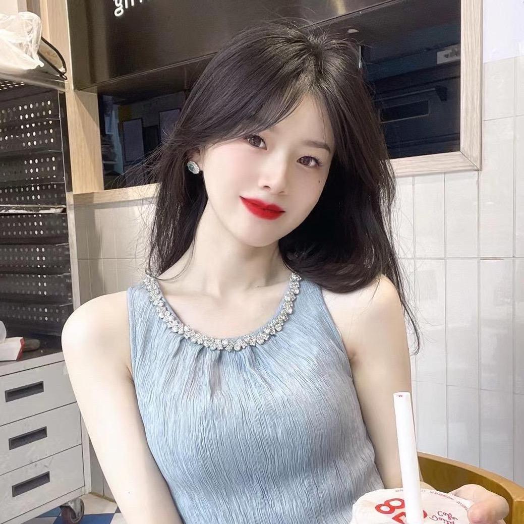 鱼幼薇.