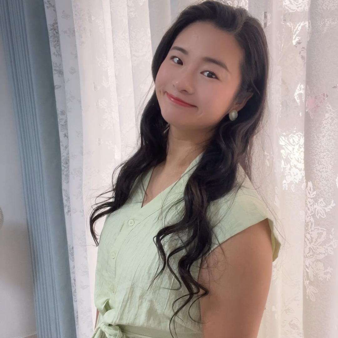 是亚亚吖（佳艺窗帘）