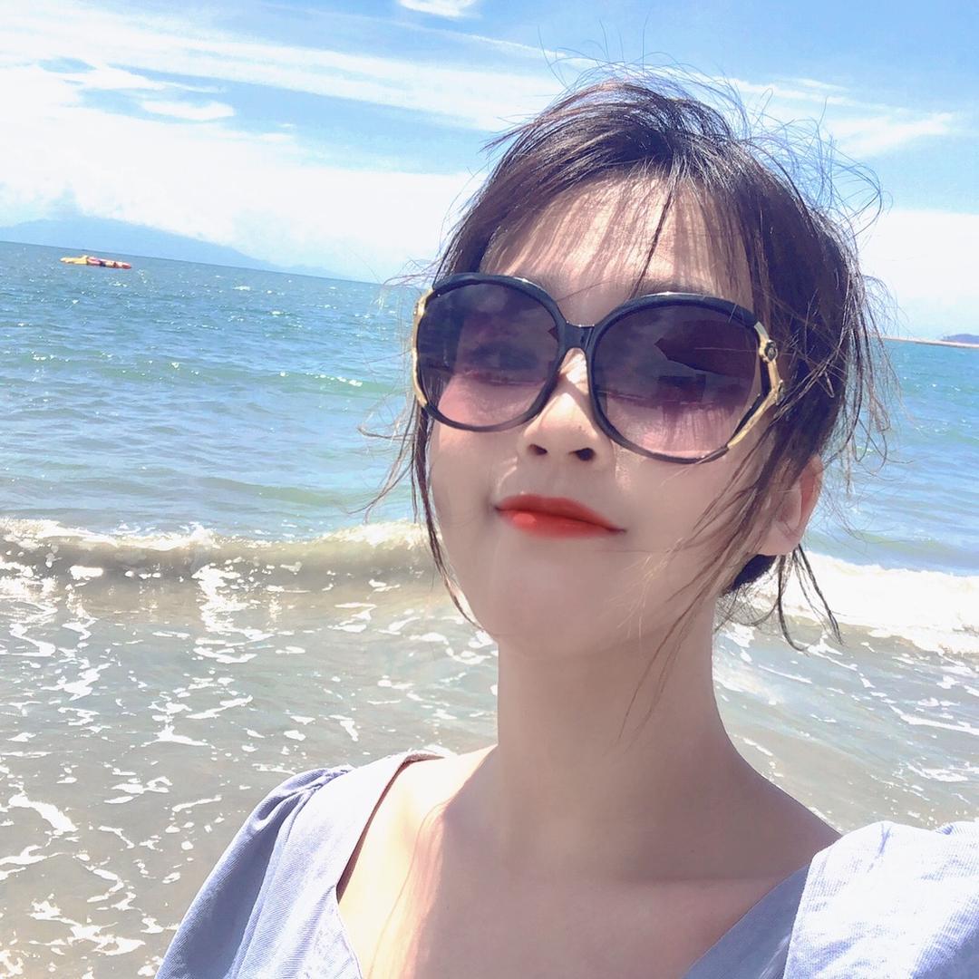 梅小妞