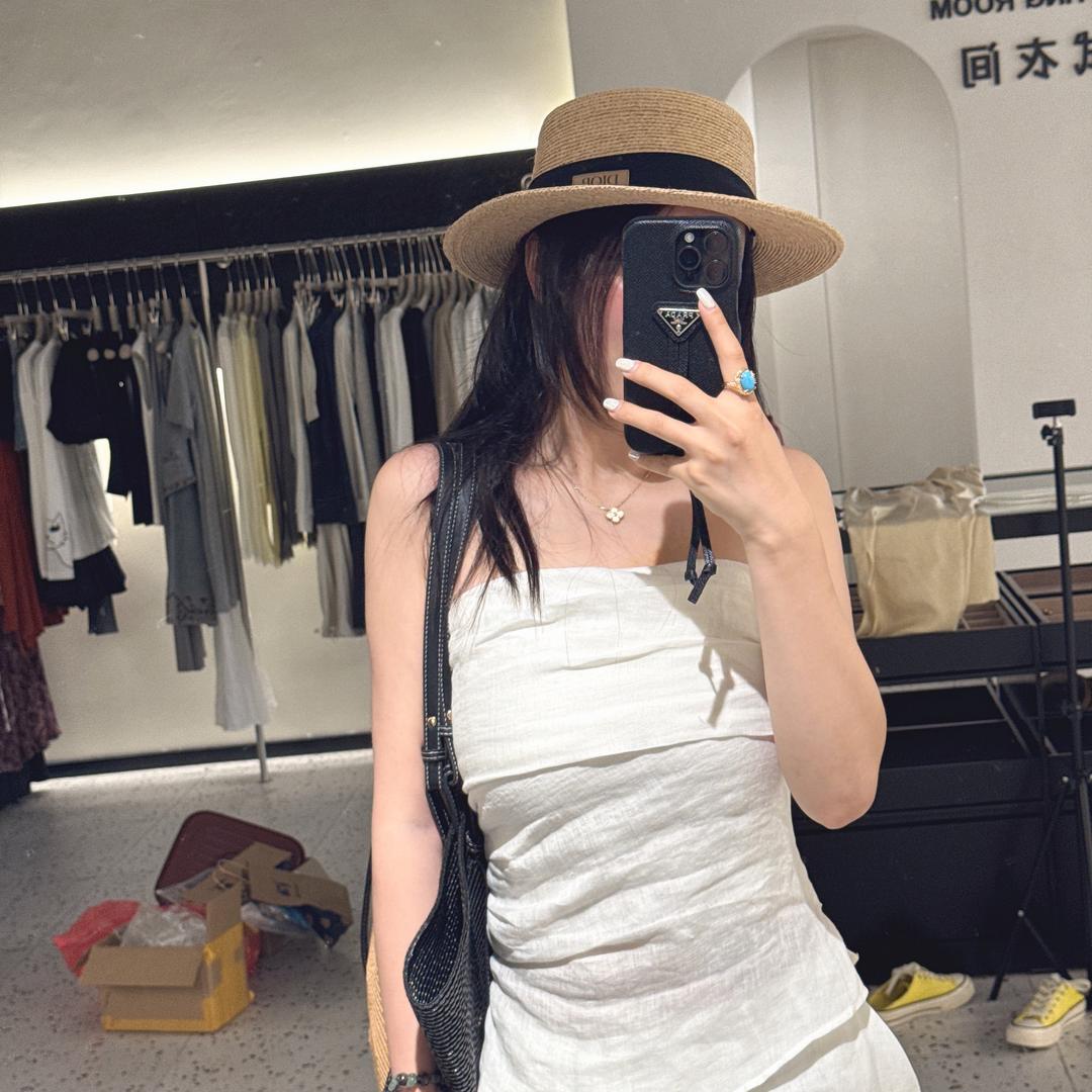 重启向上服饰店