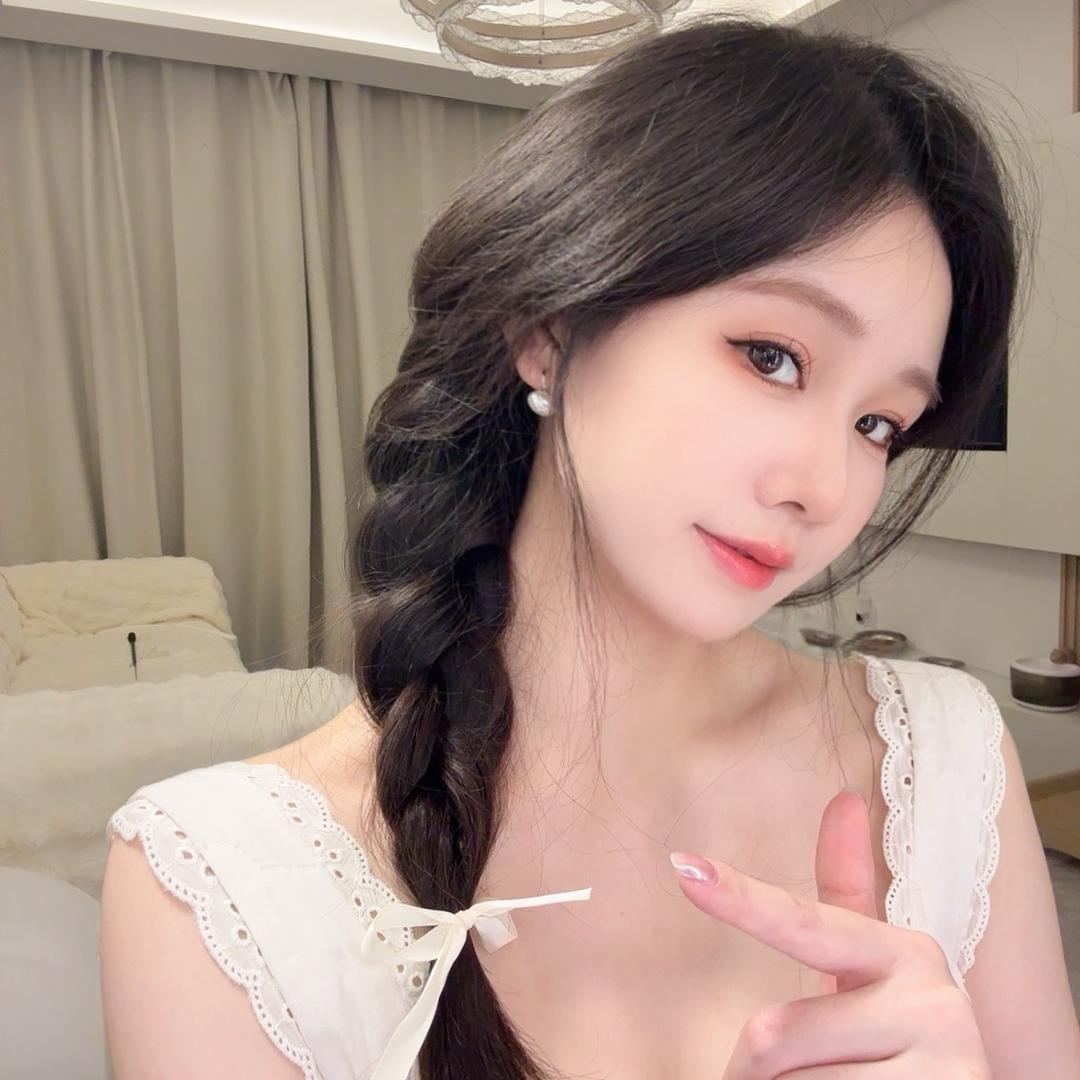 唐一菲