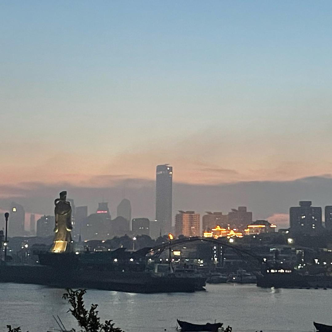 能吃五碗蛋炒饭