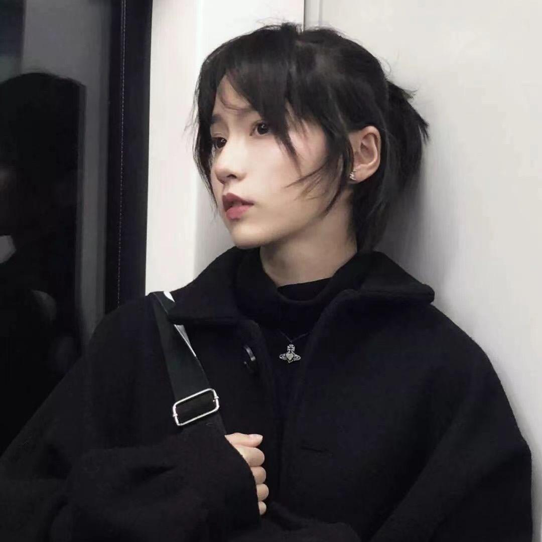 ——…