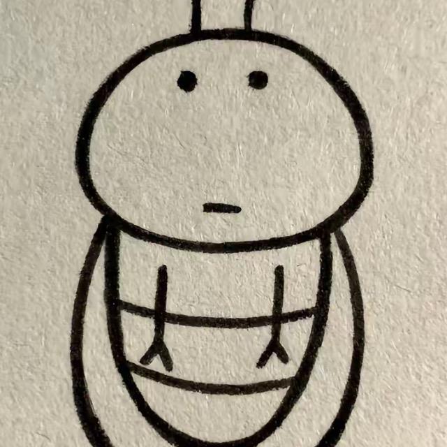 爱穿丝袜的性感母蟑螂