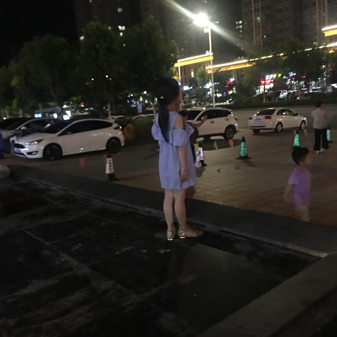 芃兜