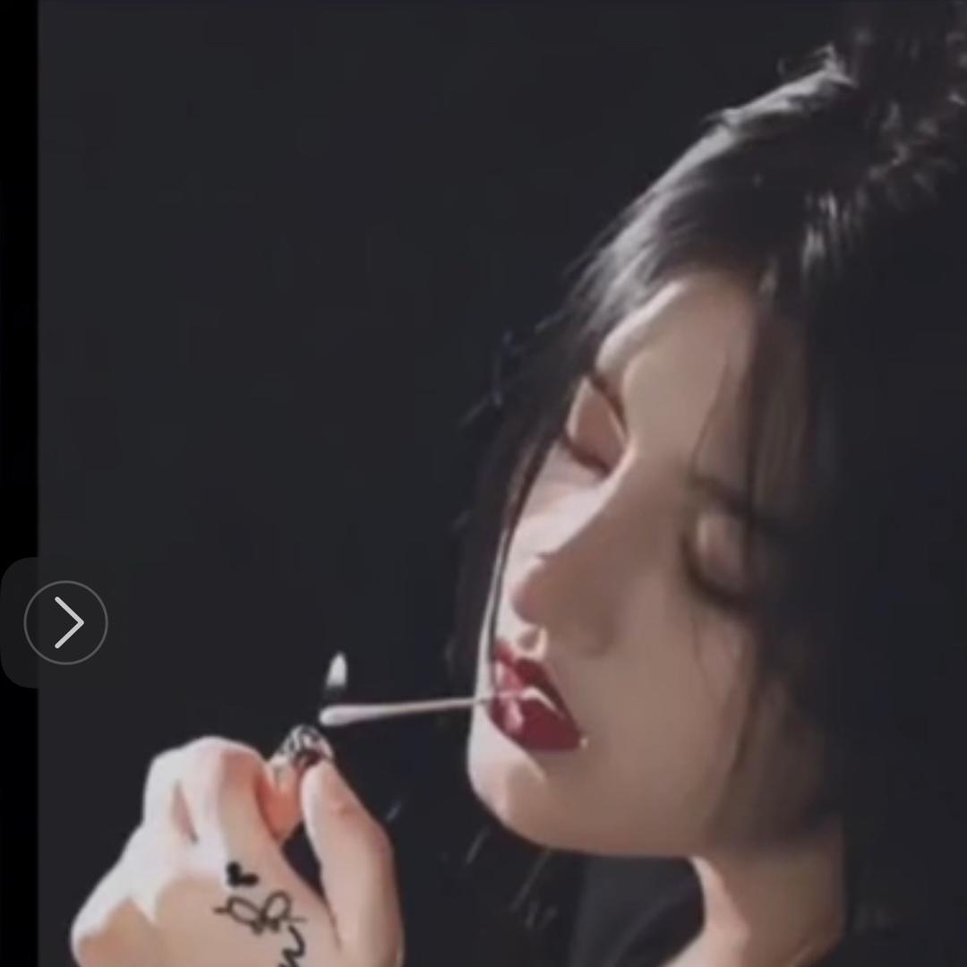 ……🫥🫥🫥🫥