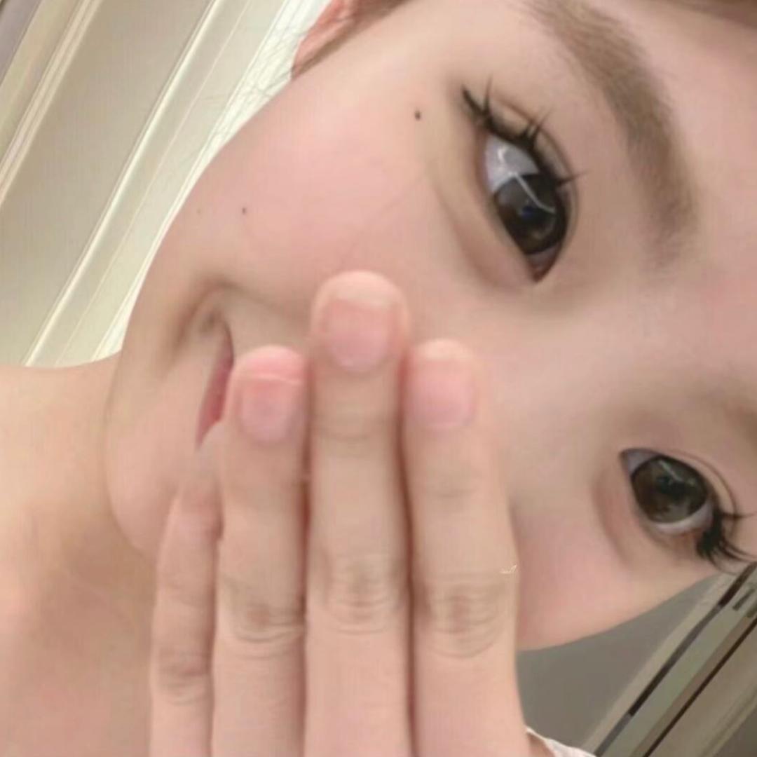 w依依