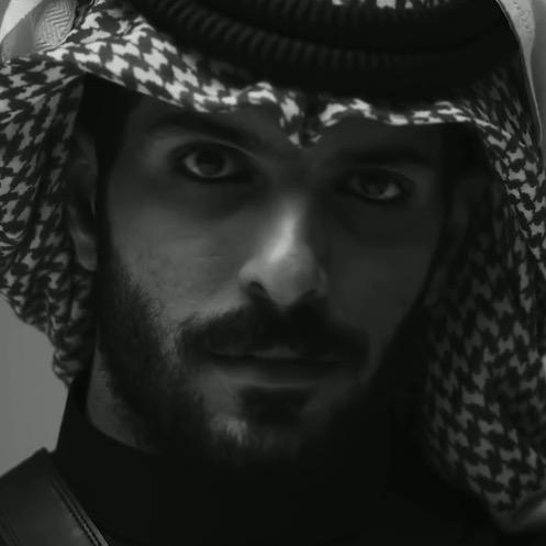 م