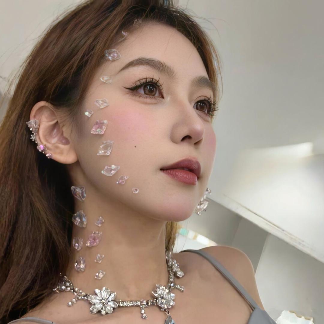 佟欣悦.