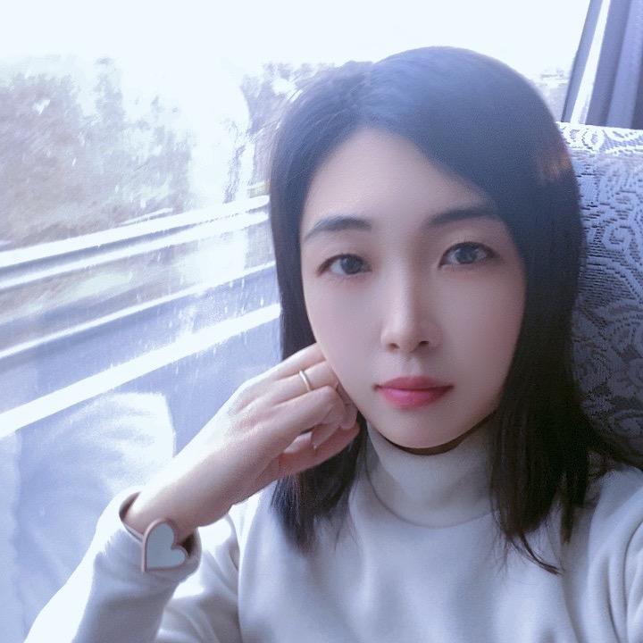 小凤姐吖