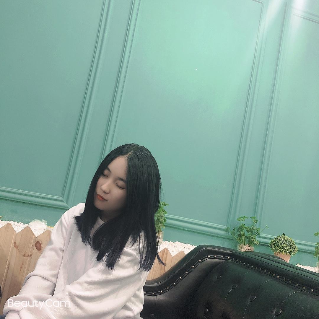 脾气极好。