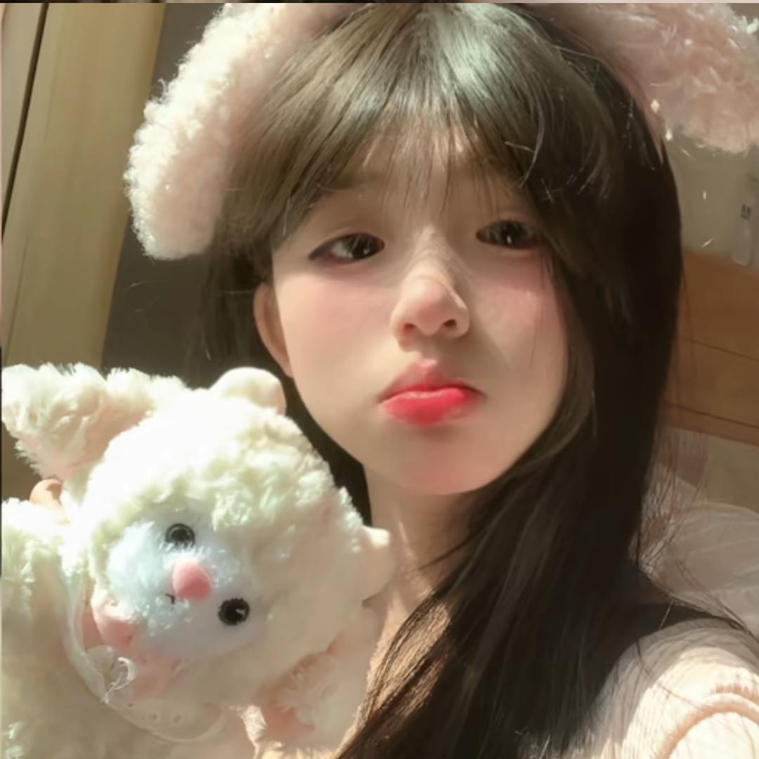 天真^