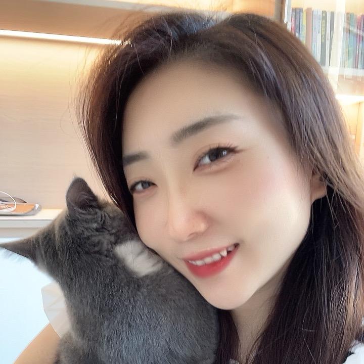 爱笑的兔子