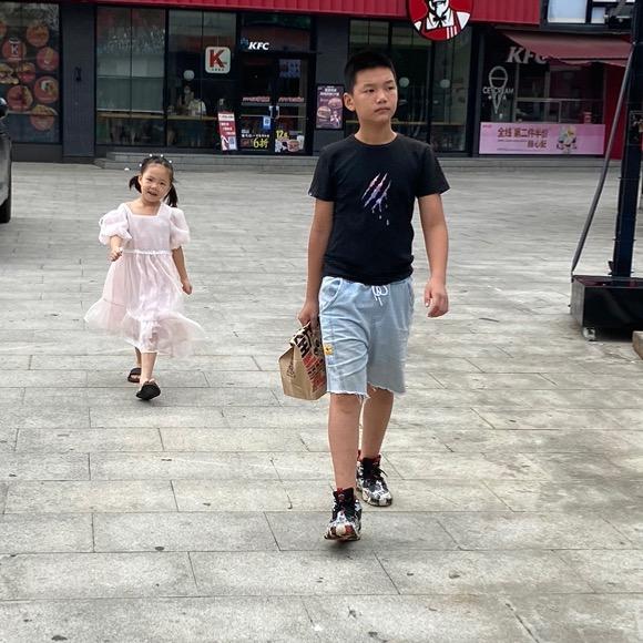 珠 圆 玉 润